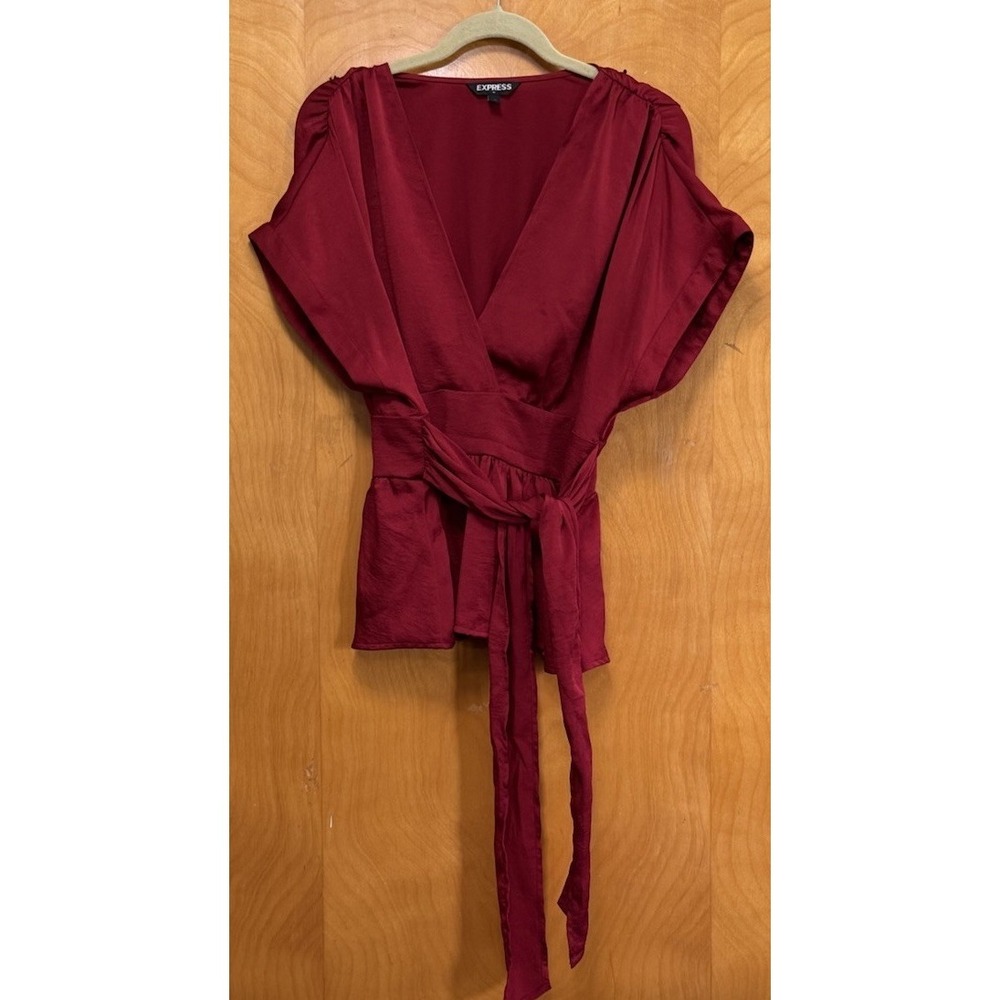 Express Womens Satin Short Sleeve Faux Wrap Peplum Top Tie Waist Burgundy M